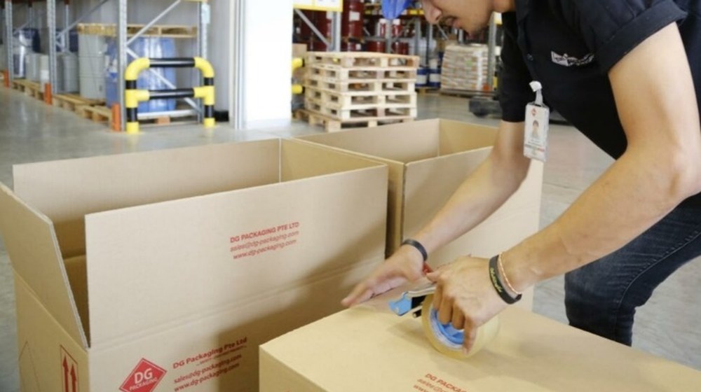 Pessoal responsável pela preparação de remessas de artigos perigosos